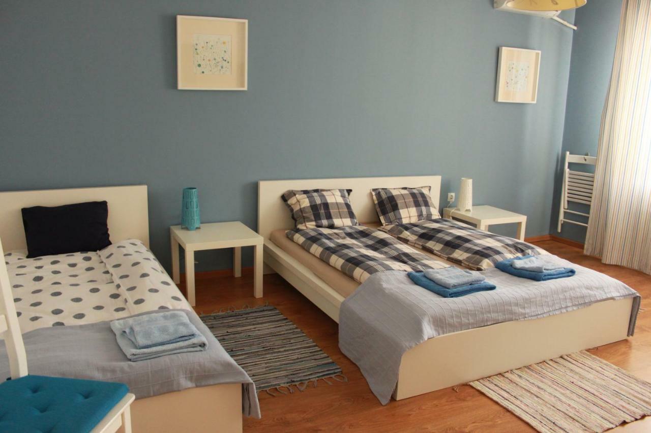 Sunny Central Apartment Sofia Bagian luar foto