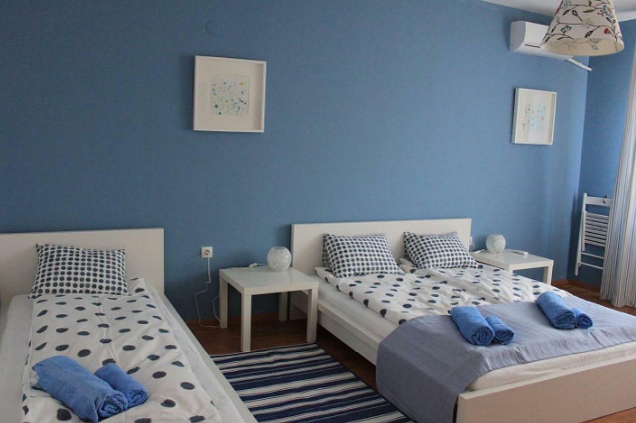 Sunny Central Apartment Sofia Bagian luar foto